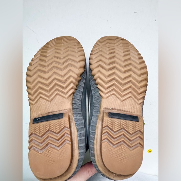 Youth Sorel Boots Size 3 - Picture 5 of 5